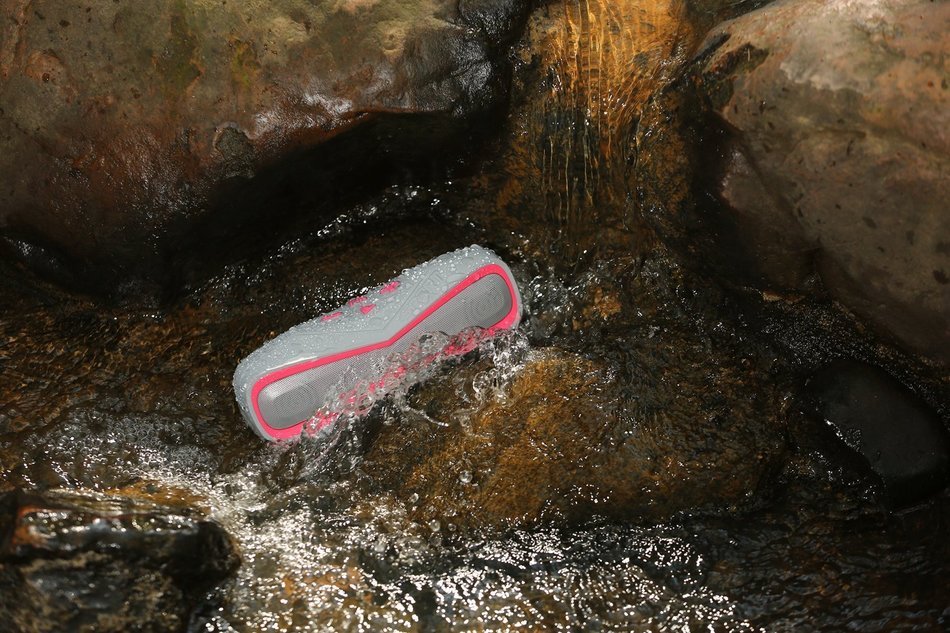 Waterproof IPX7 Wireless Bluetooth 4.1 Outdoor Speaker, Marine and Waterproof Bluetooth Speaker for iPhone, Android... N40