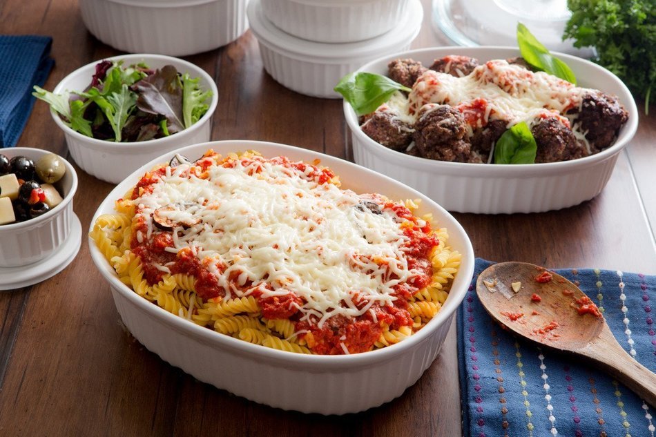 CorningWare French White Pop-Ins 8-Piece Round Bake and Serve Set N5