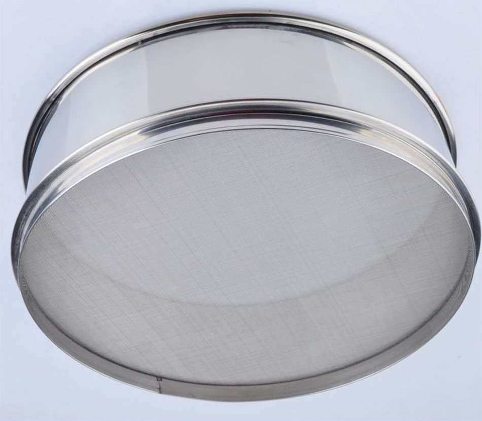 Neeshow Professional Round Stainless Steel Flour Sieve with 60 Mesh (6 Inch, 18/8 Steel) N2