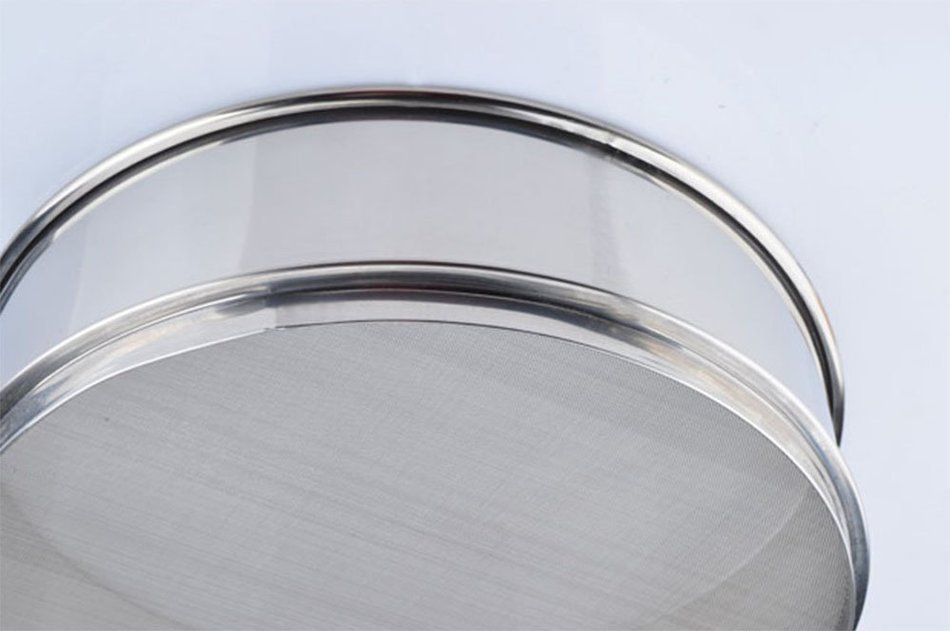 Neeshow Professional Round Stainless Steel Flour Sieve with 60 Mesh (6 Inch, 18/8 Steel) N3