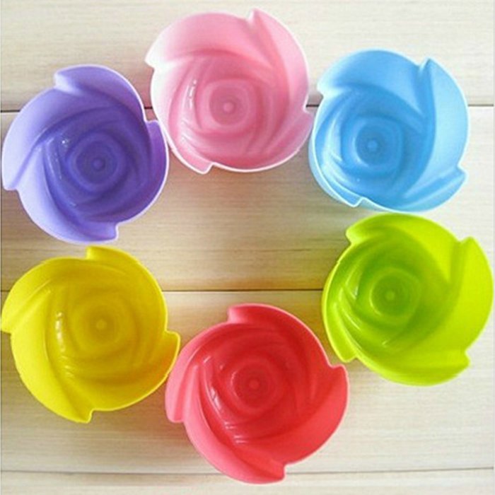 KAIL 24 Pcs Reusable Silicone Baking Cups -Cupcake Liners -Muffin Cups [6 Heart-Shaped , & 6 Round Cups , & 6... N6