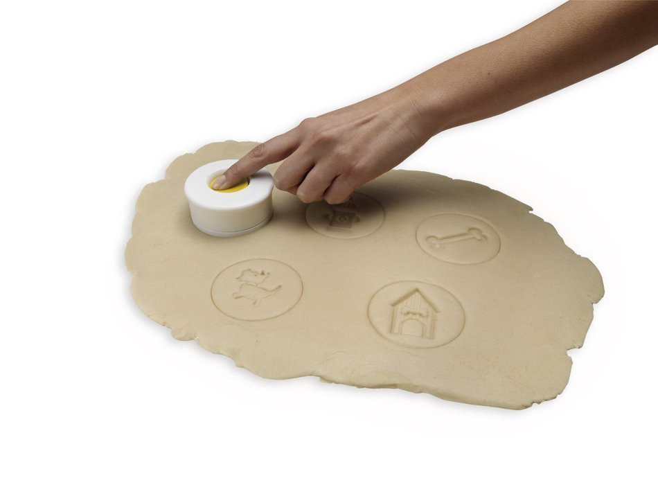 Chef'n Christmas Cookie Stamp and Cutter Set (Holiday Shapes) N16