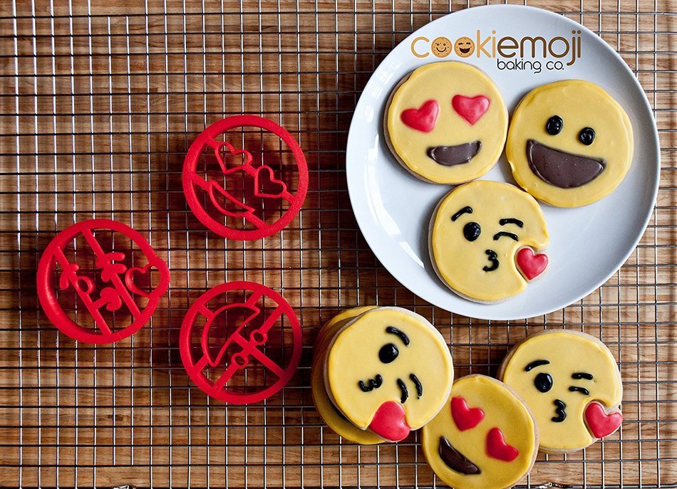 Poop Emoji Cookie Cutter N5