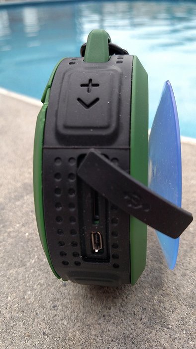 ShiZ 3.0 Wireless Bluetooth 5W Speaker Waterproof/Speakerphone/Suction Cup/Micro SD/Carbine Clip-Olive Green N4
