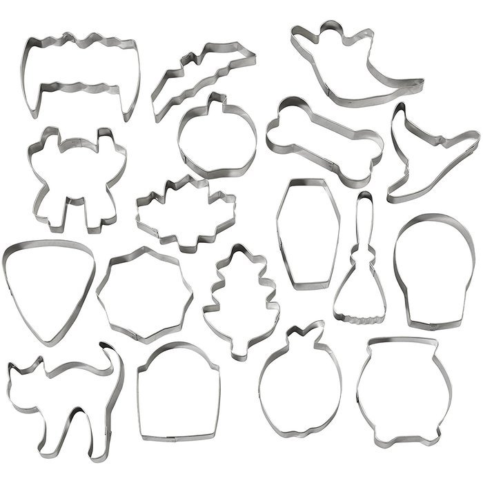Wilton 2308-2014 Halloween Metal Cookie Cutter Tub