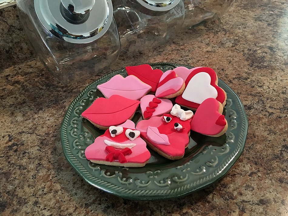 Smooch Lips and Hearts Cookies Cutters Set N6