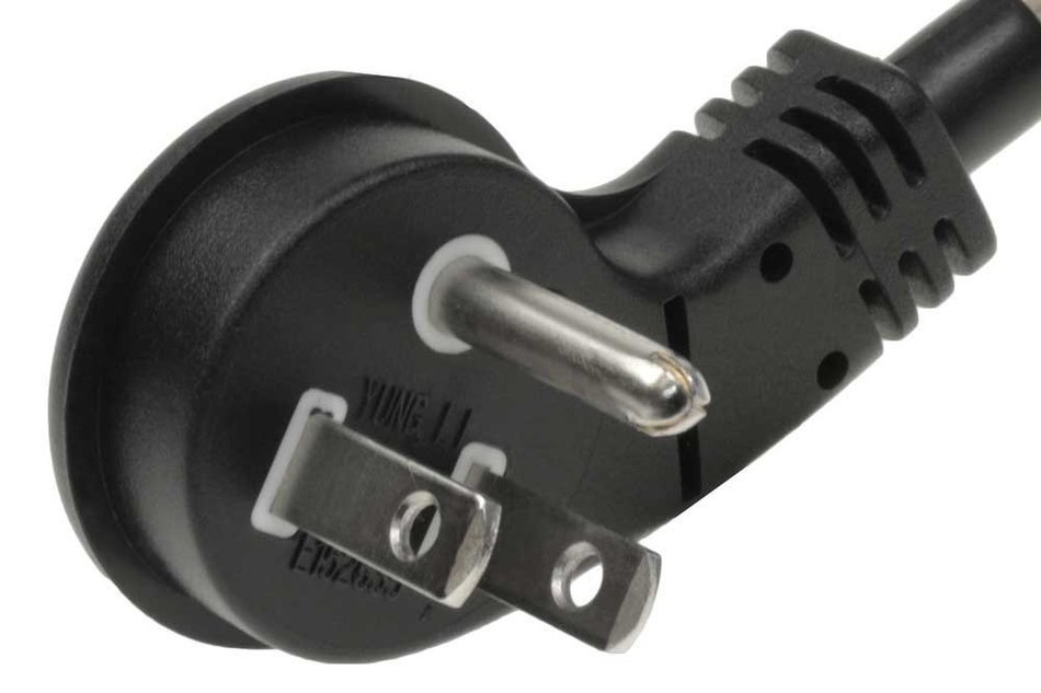 SF Cable, 1ft Ultra Low Profile Angle NEMA 5-15P to 5-15R with 12 inches 16/3 AWG SJT N3
