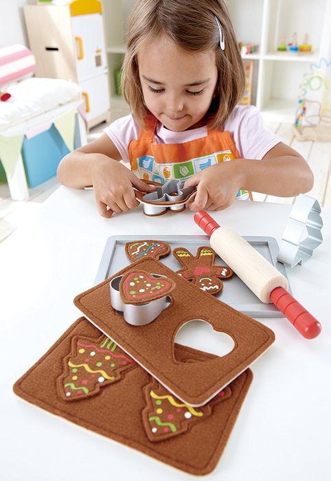 Hape Playfully Delicious - Gingerbread Baking Set N3