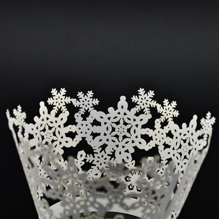 CY-buity 50Pcs Pearly Paper Snowflake Design Vine Lace Cup Cake Wrappers Table Deco White N2