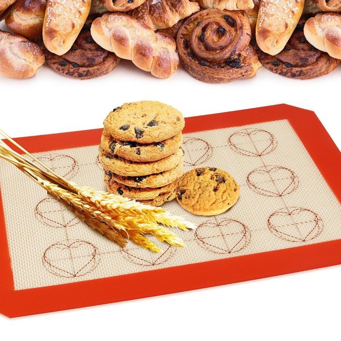 Yilove Premium Non-Stick Silicone Macaron Baking Mat,1/4 Sheet Size,11.6 x 8.3 inches N2