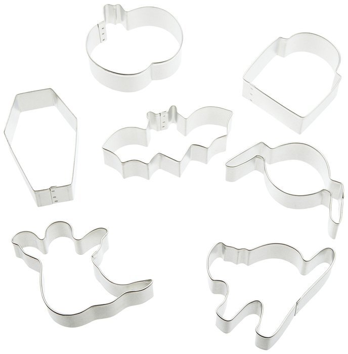 Wilton Coffin 7 Piece Cookie Cutter Set