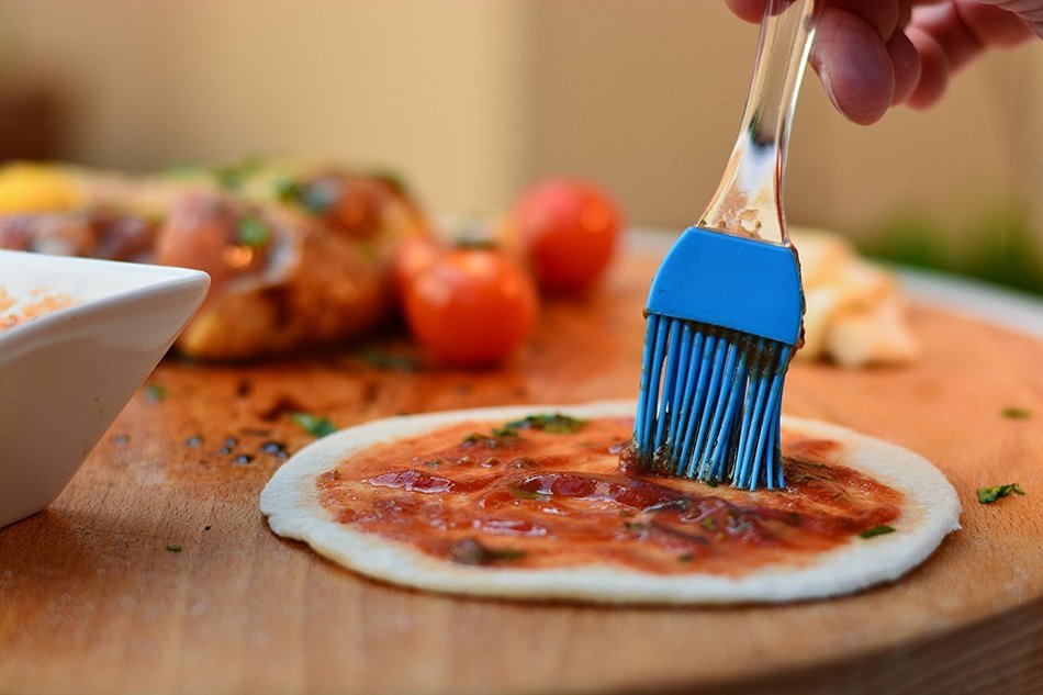 DLJ Cooking Brush Basting Silicone Pastry Brush Baking BBQ Grill Barbecue Brush Bakeware Oil Brush Cooking Tool... N5