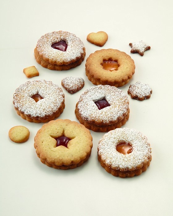 Chicago Metallic Linzer Cookie Cutters Set of 6 N2