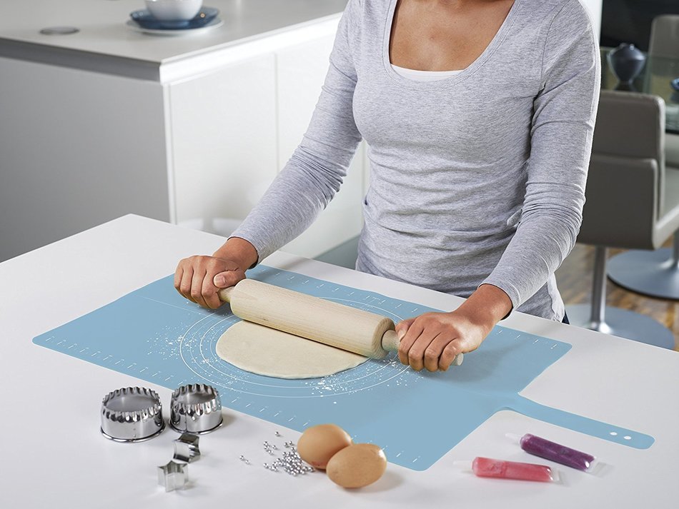 Joseph Joseph Silicone Non-Slip Pastry Mat with Measurements, Roll-Up, Green N6