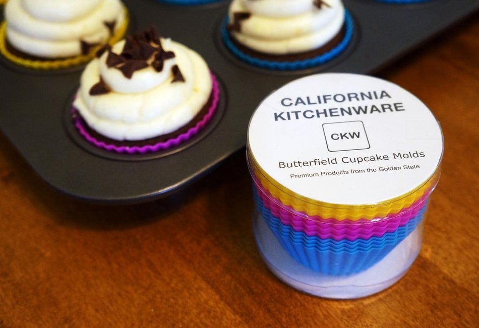 California Kitchenware Butterfield Silicone Cupcake Molds (Set of 12) N4