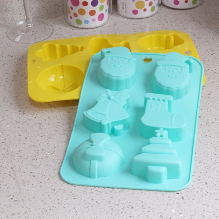 Always Your Chef 6-Cavity Silicone Baking Cups, Candy Molds & Chocolates Molds & Ice Cube Trays, Christmas Theme... N2