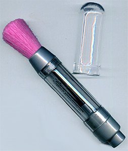 Golda's Kitchen Pump Brush