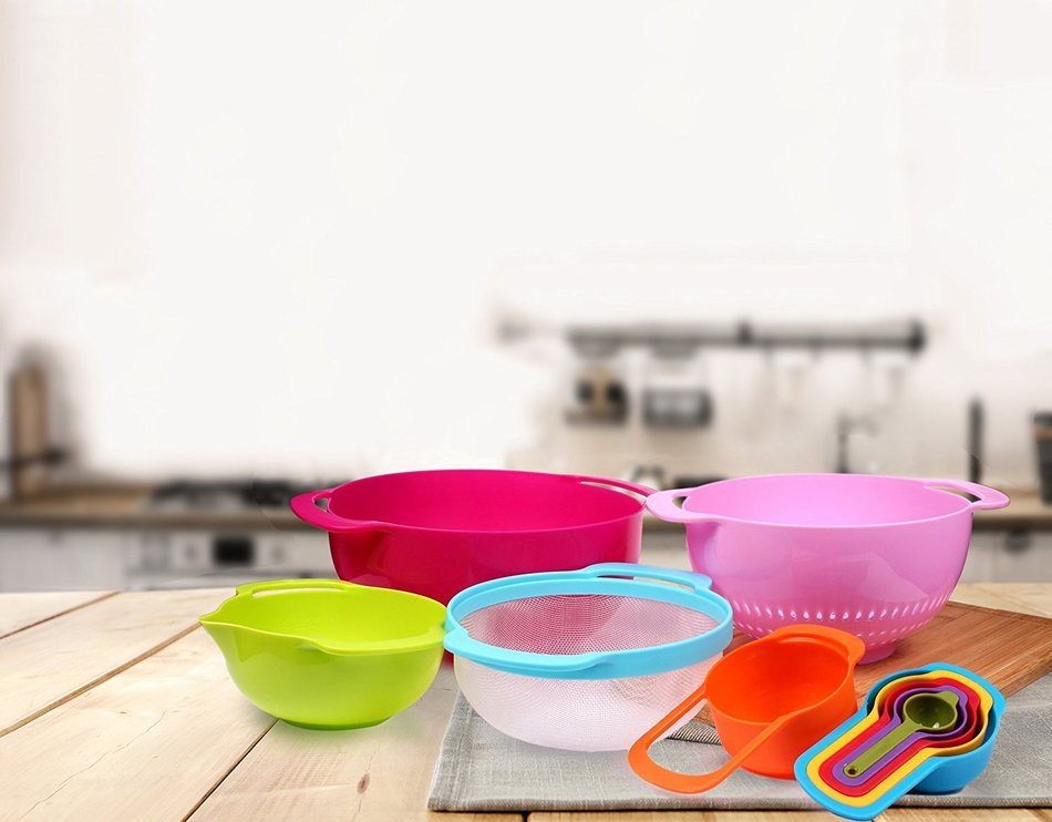 LeNest 10 Piece Compact Mixing Bowls, Multi-Color Food Preparation Set N5