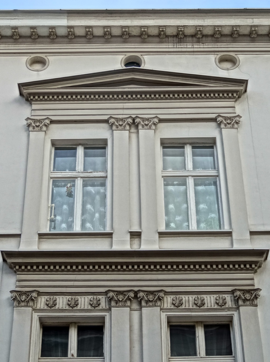 Pilasters at windows of grey building, poland, bydgoszcz free image ...