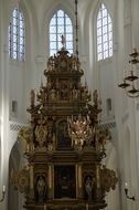 church altar perspective baroque style