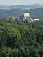 ruins of rabsztyn castle