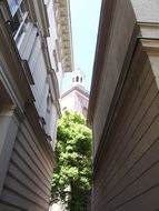 alley to the St. Nikolai church