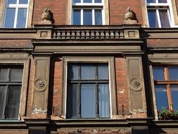 bydgoszcz pilaster windows building architecture