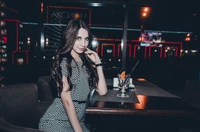 business model in dress in the bar