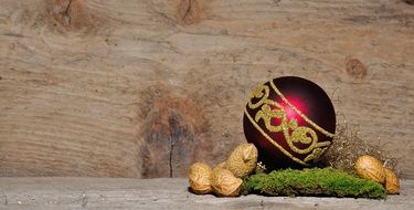 christmas tree decorative ball and peanuts