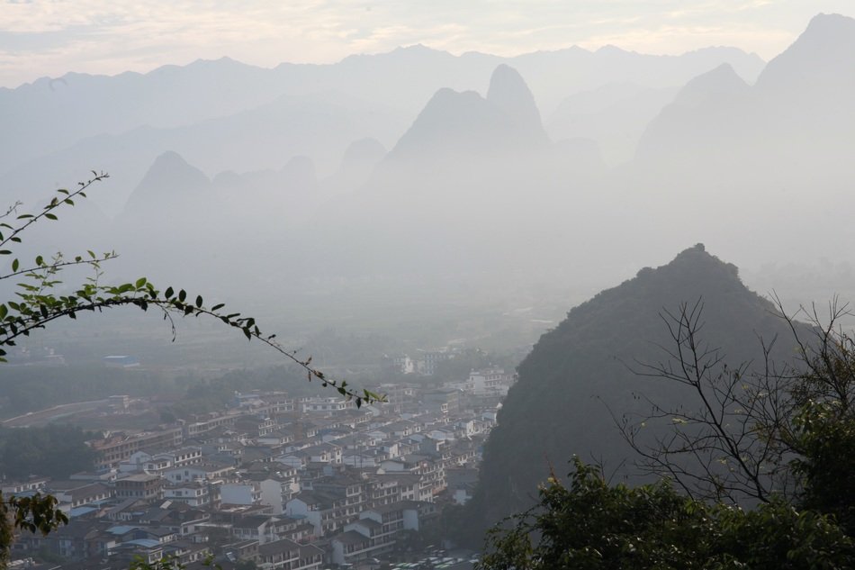 fog over Xingping