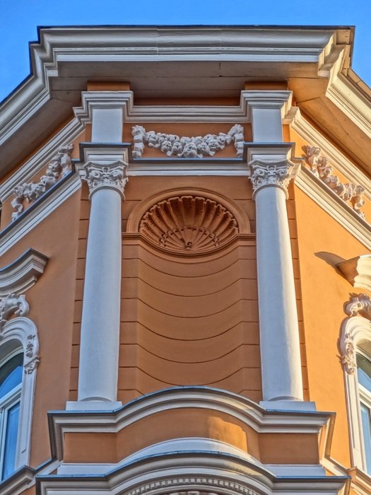 facade of a historic building in the old port