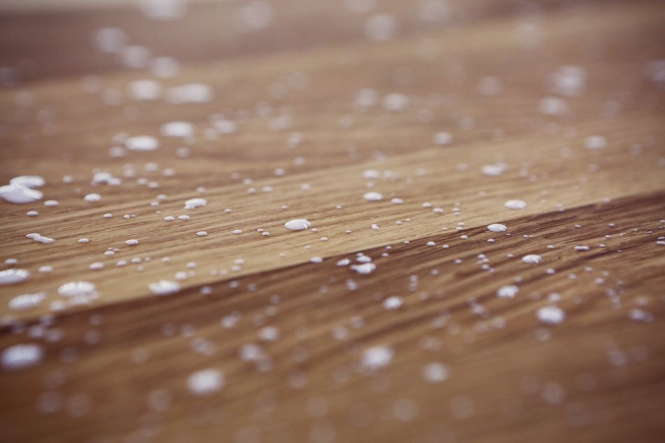 wood drops paint white glue