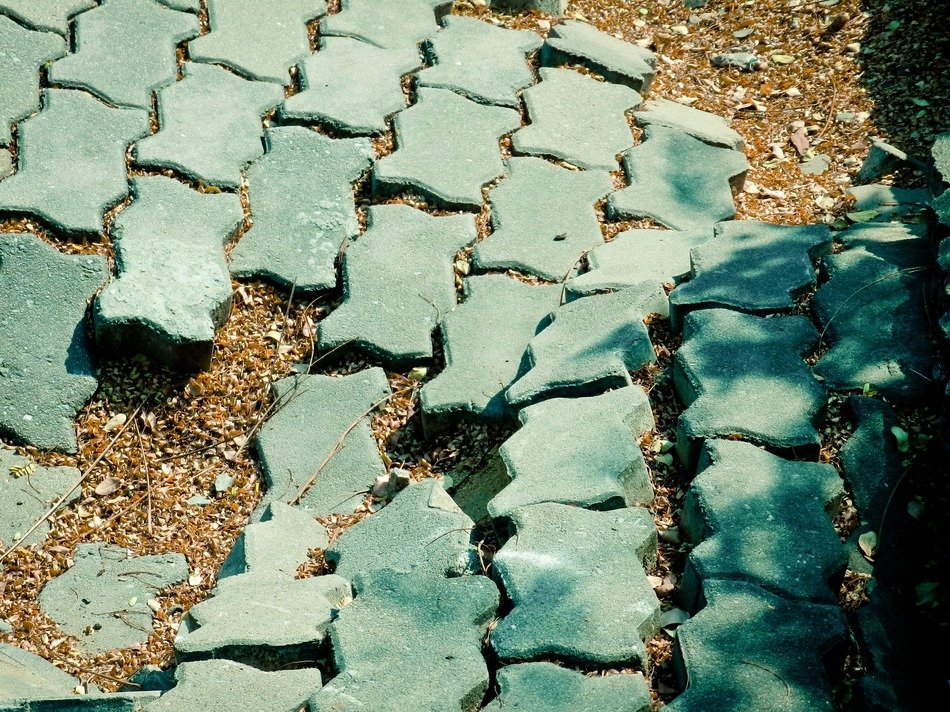 bricks broken road pattern zigzag