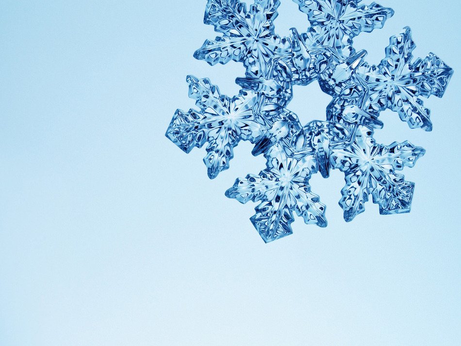 Ä°llustration of Real Snowflake Pattern