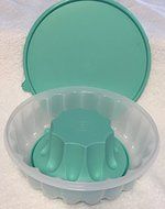 Tupperware Jel-ring Jello Mold Mint Green by Tupperware