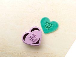Chicago Metallic CMB032 Conversation Heart Cookie Cutters, Set of 8 N4