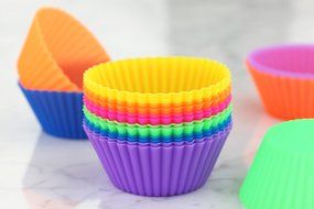 New Star Foodservice 44270 Reusable Silicone Baking Cups and Cupcake Liners (Set of 2), Pink N6