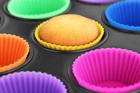 New Star Foodservice 44270 Reusable Silicone Baking Cups and Cupcake Liners (Set of 2), Pink N8