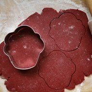 Cupcake Cookie and Fondant Cutter - Ann Clark - 4 Inches - US Tin Plated Steel N2