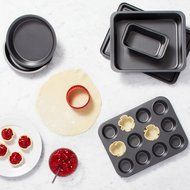 AmazonBasics 6-Piece Bakeware Set N2