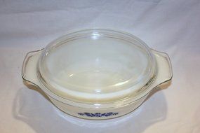 Vintage 1960s Anchor Hocking Fire-King White &quot; Cornflower Blue &quot; 1 1/2 Quart Covered Casserole Dish w/ Lid N2