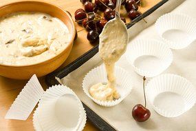 Mrs. Anderson's Baking Muffin Cups, Texas Size N6