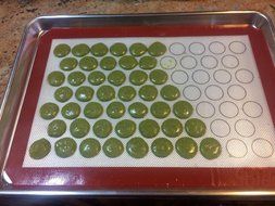 Homankit Non-stick Silicone Baking Mat Purplish Red Border for Macaron with Reusable White Surface 11.6 X 16.5... N3