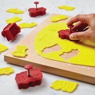 Cake Boss Decorating Tools 4-Piece Princess Fondant Press Set, Red N22