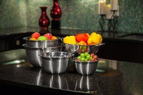 McSunley 719 Medium Brushed Stainless Steel Prep N Cook Euro Style Mixing Bowl, 5 quart, Metallic N8