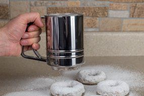 Kitchen Winners Stainless Steel Flour Sifter N4