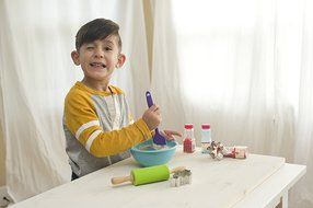 Rolling Pin - Form Meets Function with Professional Nonstick Kitchen Utensils. 2 Piece Set. Great Baking Supplies... N2