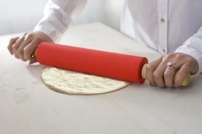Rolling Pin - Form Meets Function with Professional Nonstick Kitchen Utensils. 2 Piece Set. Great Baking Supplies... N5
