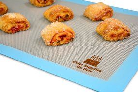 Silicone Baking Mat Non-Stick, Size 11 5/8&quot; x 16 1/2&quot; (half sheet), 1mm thick.