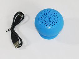 eBargain Accessories&reg; Universal Portable Wireless Bluetooth 3.0 Suction Cup Mount Speaker With Mic &amp; Built-In... N13